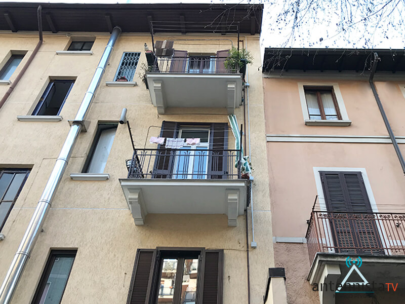 Antenna Centralizzata Sostituita In Una Palazzina A Milano 02