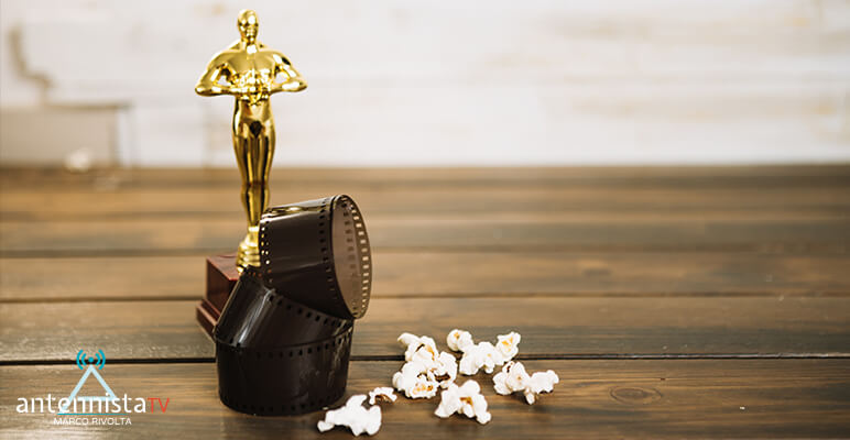 Antennista Milano - Statuina degli Oscar con pellicola film e pop corn