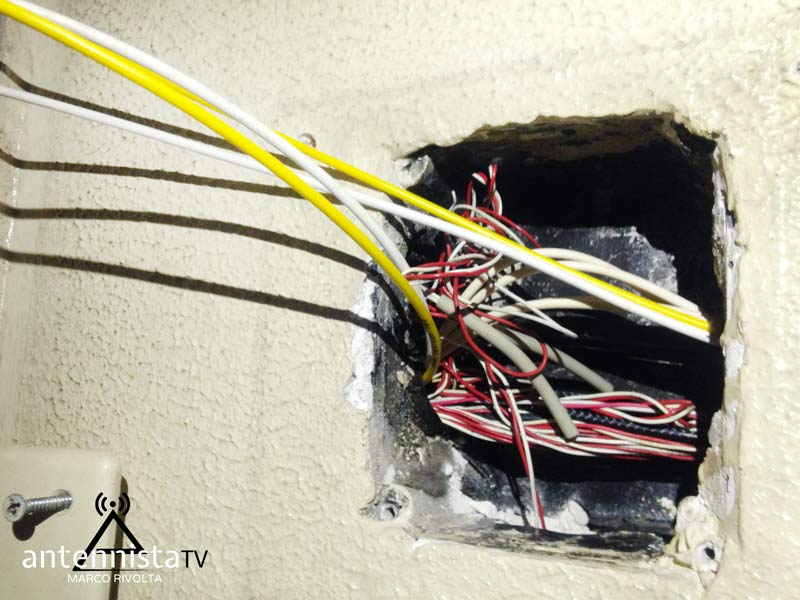 Impianto Tv Satellitare Centralizzato Tecnologia In Fibra Ottica Condominio San Donato 02