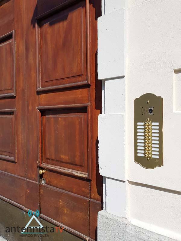 Impianto Videocitofonico Installato In Una Residenza Storica 02