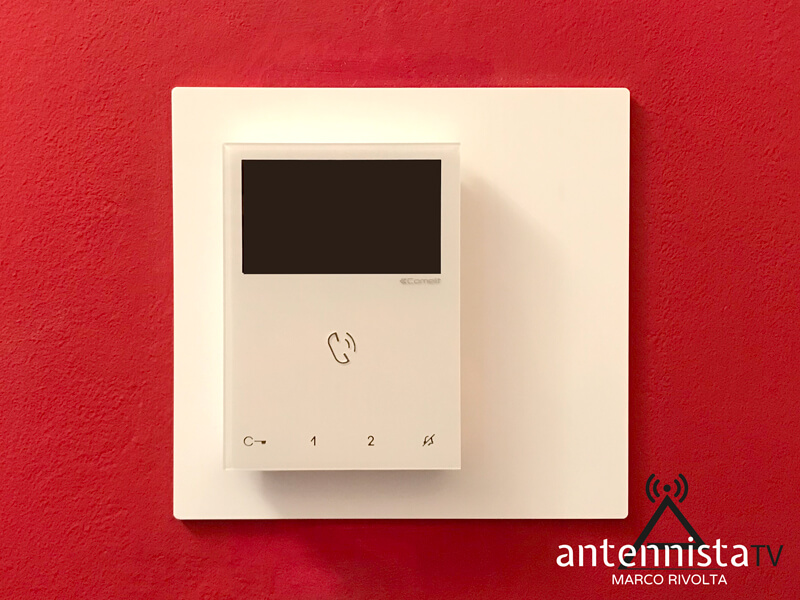 Impianto Videocitofonico Milano Installato Comelit Ultra 01