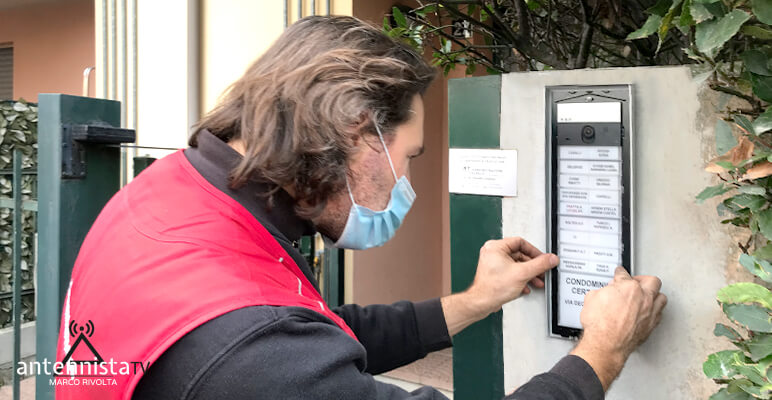 Impianto Videocitofonico Milano: Installato Comelit Ultra