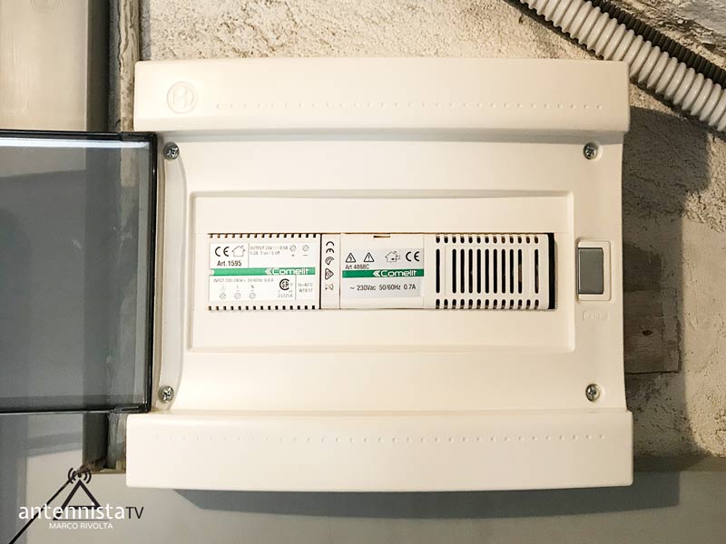 Installazione Impianto Videocitofonico Sostituzione Targhette Caselle Postali Condominio Milano 02