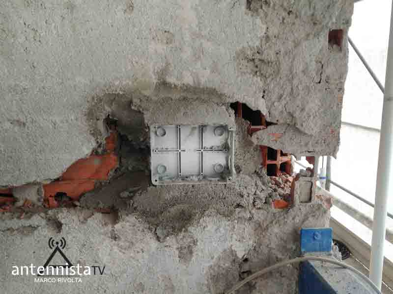 Rimozioni Cavi Esterni Facciata Ristrutturazione Cantiere Milano 1